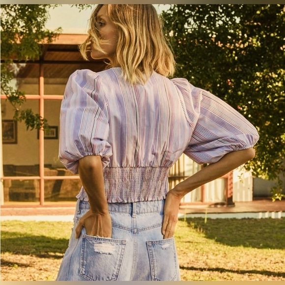 NWT!! Zara Striped Shirred Hem Puff Sleeve Crop Blouse Top, Size Large!! - Picture 2 of 7